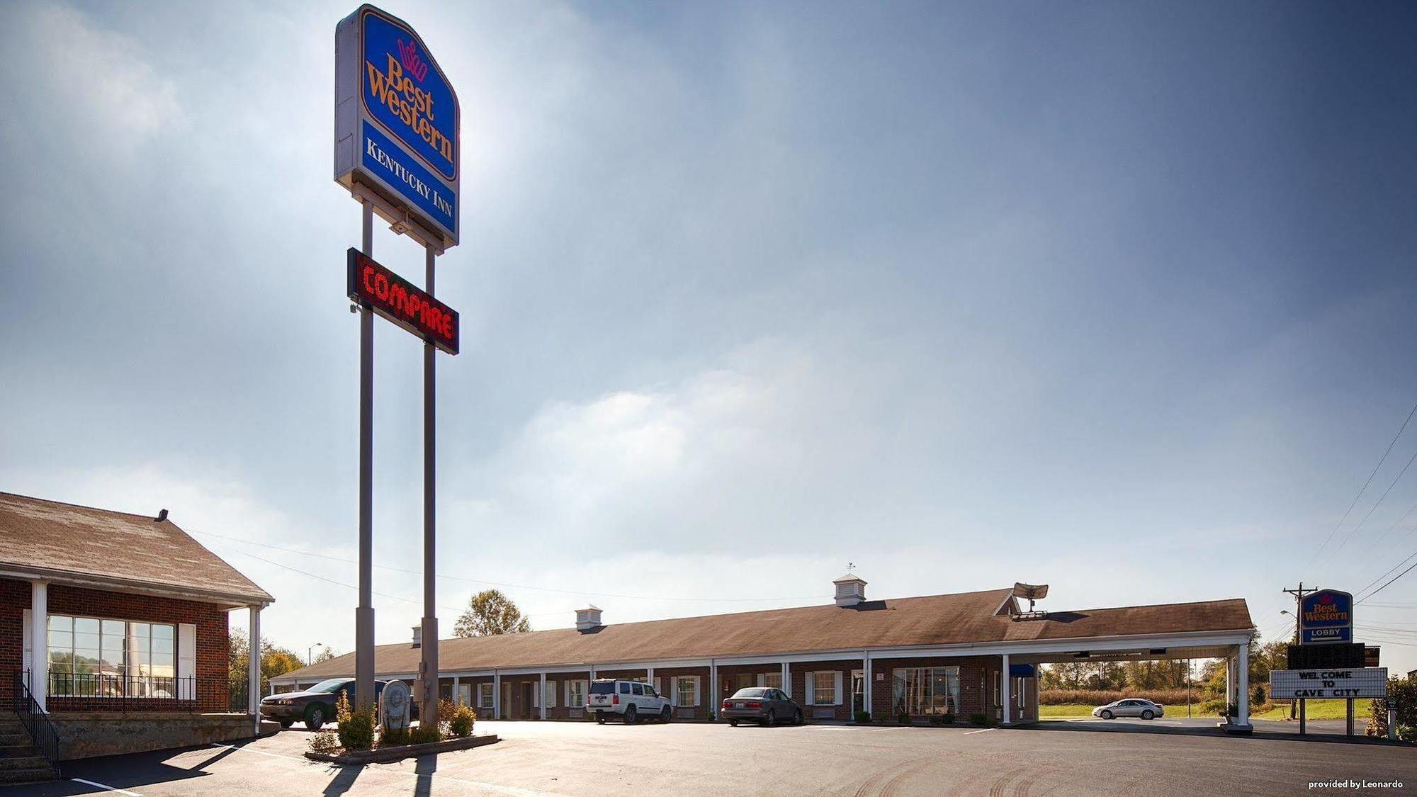 Hotel Super 8 By Wyndham Cave Cave City