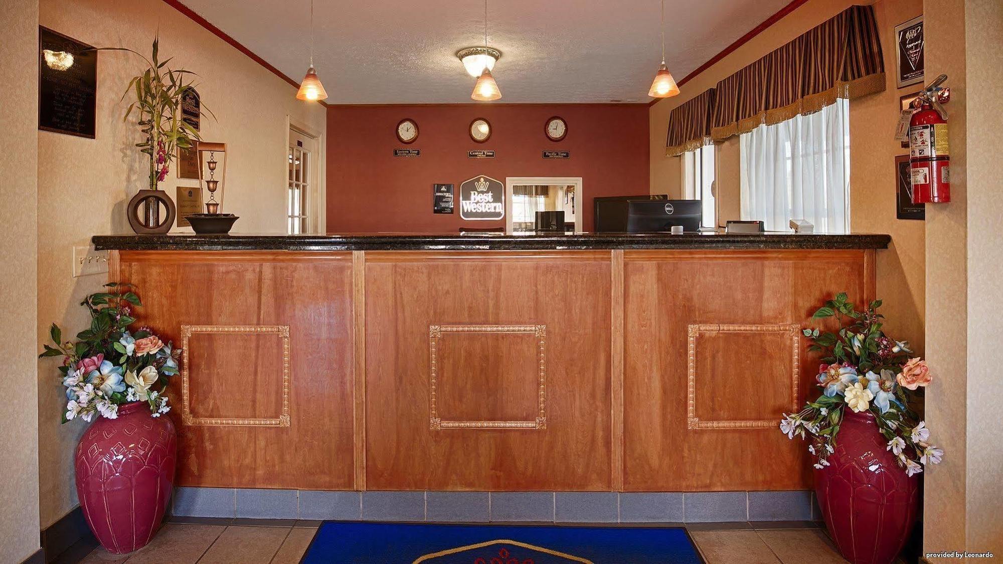 Hotel Super 8 By Wyndham Cave Cave City