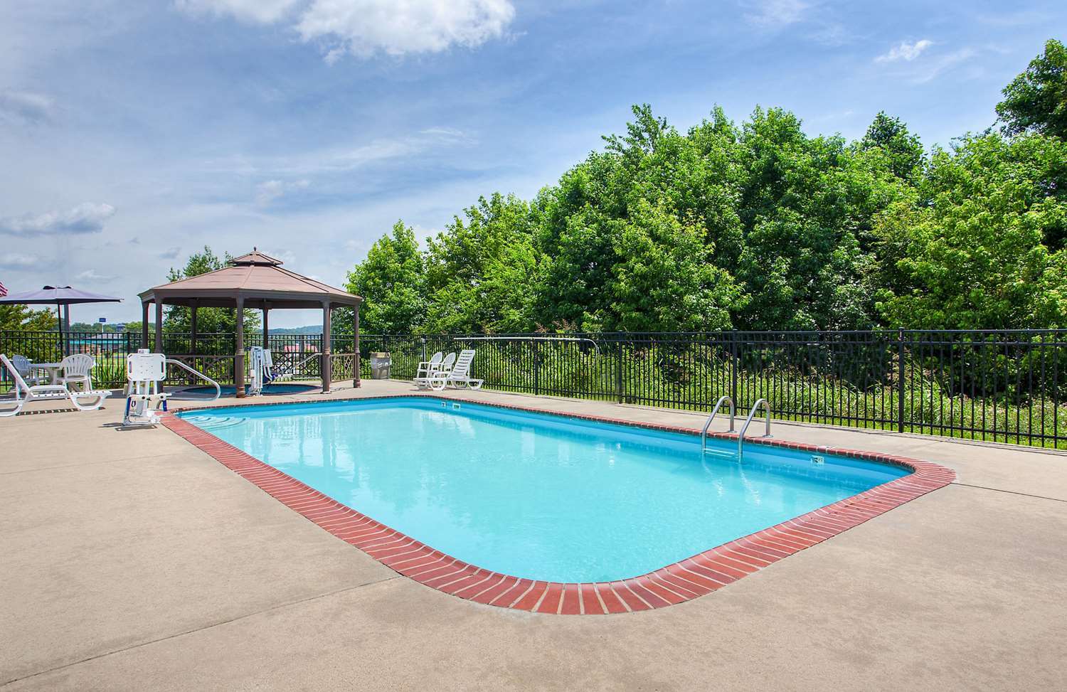 Super 8 By Wyndham Cave Hotel Cave City